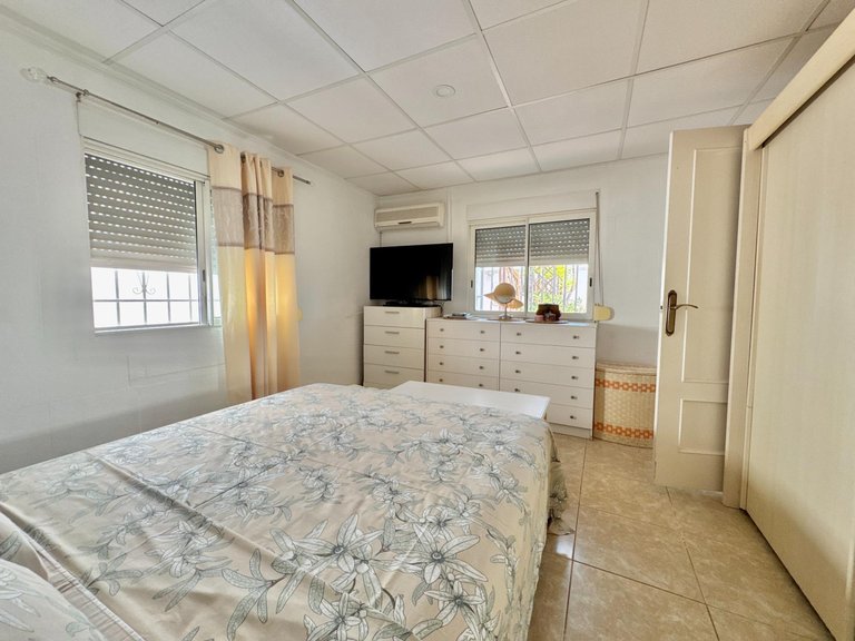 Villa for Sale in Costa Blanca Dolores, Alicante 25