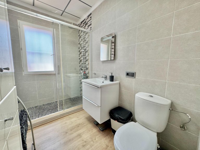 Villa for Sale in Costa Blanca Dolores, Alicante 33