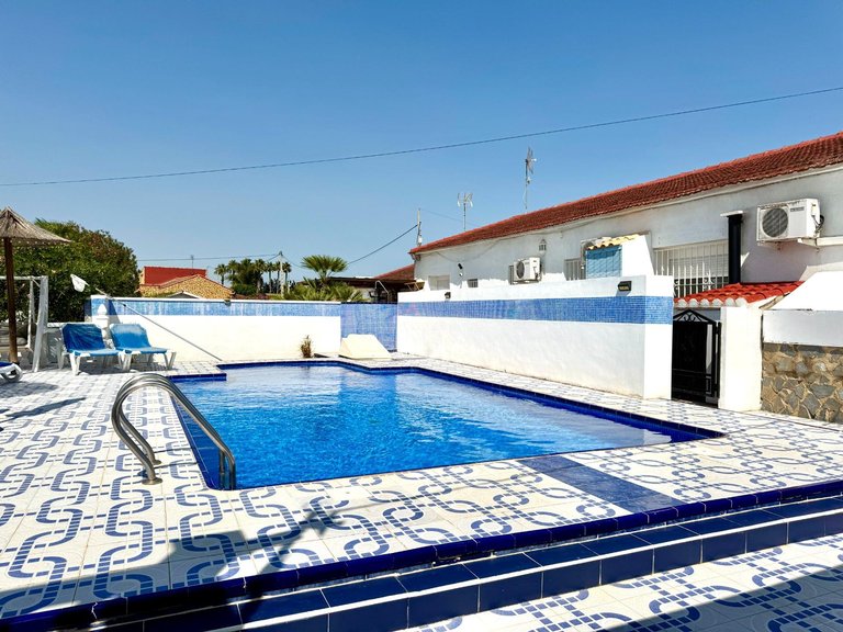 Villa for Sale in Costa Blanca Dolores, Alicante 43
