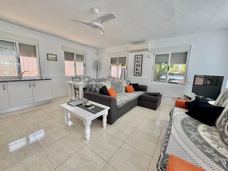 Villa for Sale in Costa Blanca Dolores, Alicante 47