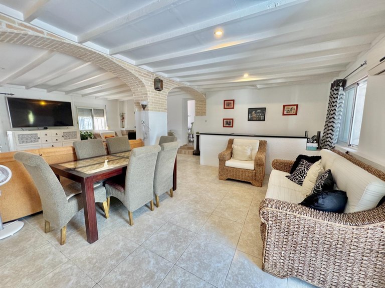 Villa for Sale in Costa Blanca Dolores, Alicante 7