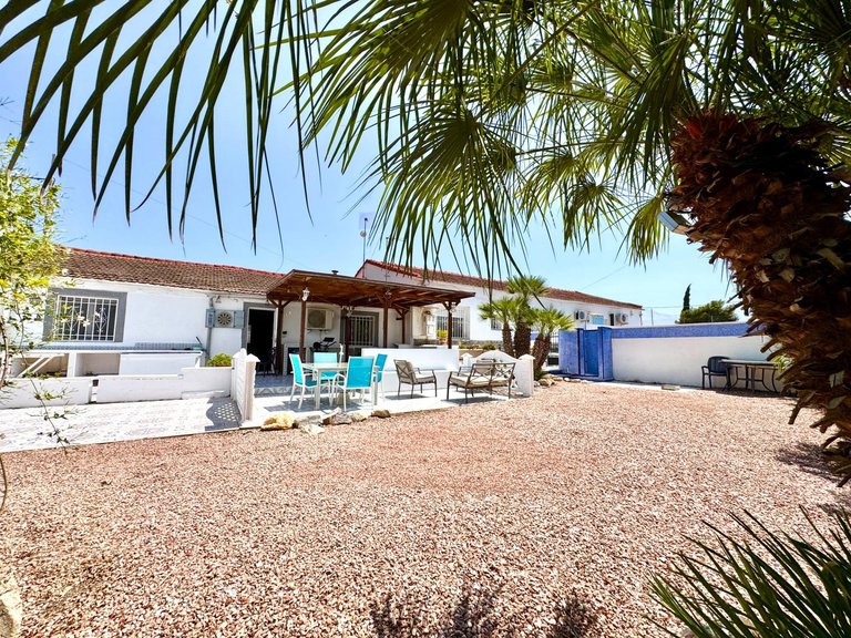 Villa for Sale in Costa Blanca Dolores, Alicante 15