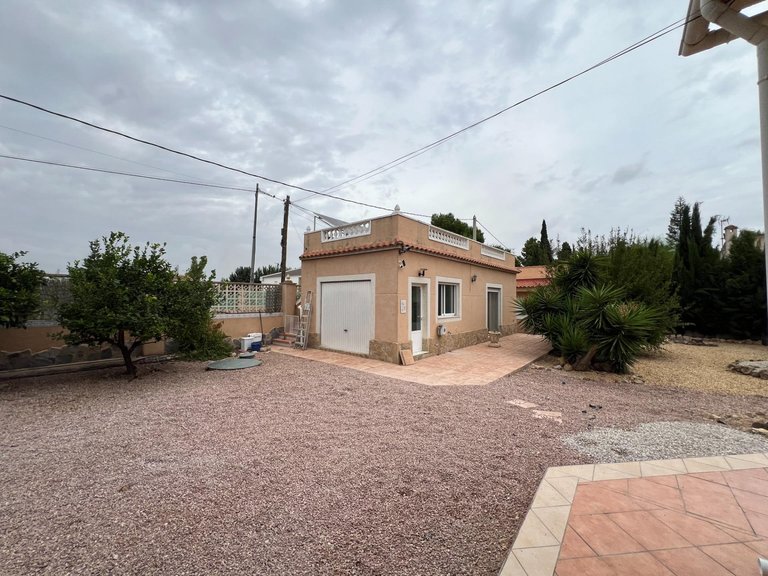 Villa for Sale in Costa Blanca Dolores, Alicante 41