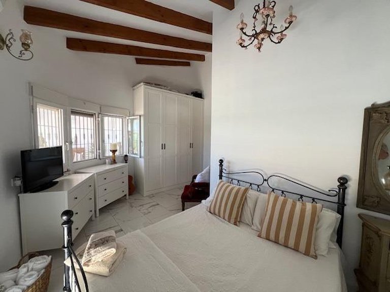 Villa for Sale in Costa Blanca Dolores, Alicante 12