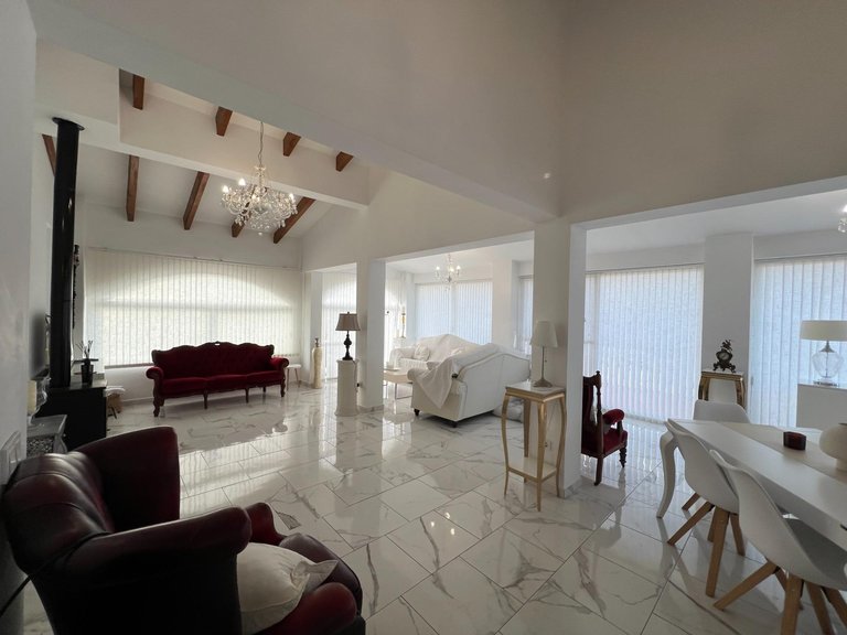 Villa for Sale in Costa Blanca Dolores, Alicante 3