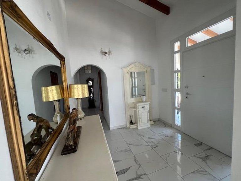 Villa for Sale in Costa Blanca Dolores, Alicante 30