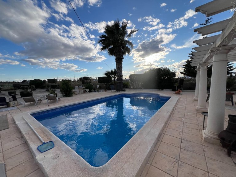 Villa for Sale in Costa Blanca Dolores, Alicante 39