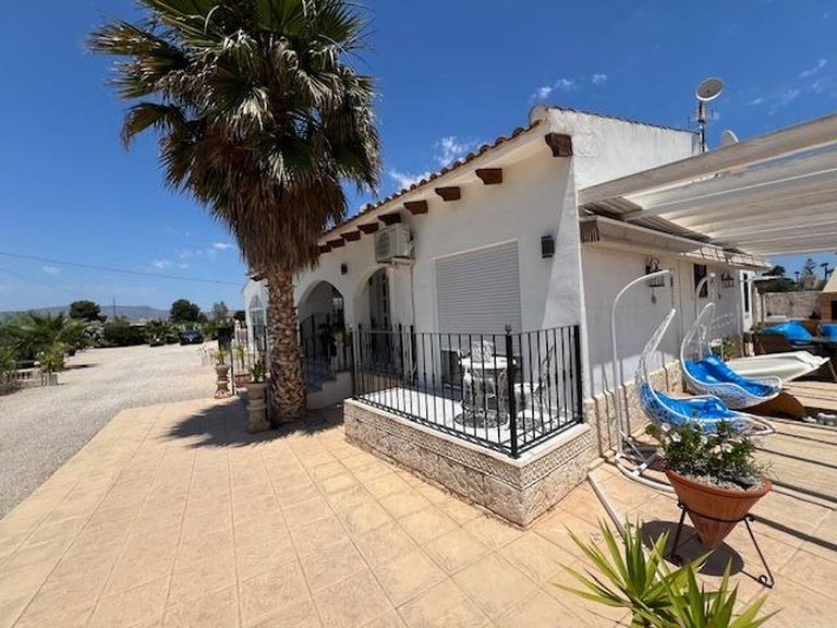 Villa for Sale in Costa Blanca Dolores, Alicante 41