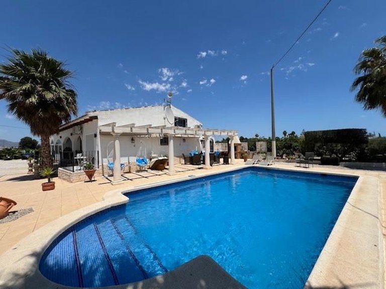 Villa for Sale in Costa Blanca Dolores, Alicante 46