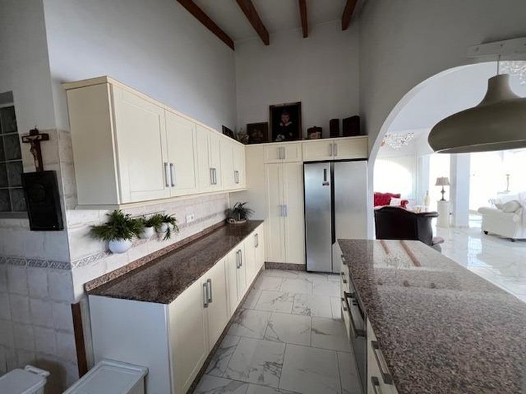 Villa for Sale in Costa Blanca Dolores, Alicante 5