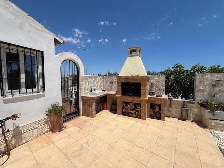 Villa for Sale in Costa Blanca Dolores, Alicante 9