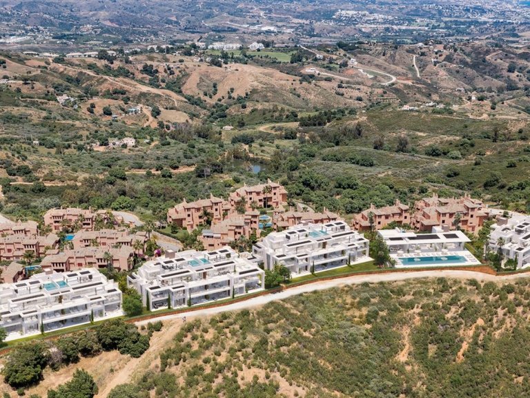 Apartment for Sale in Ojen, Malaga 13