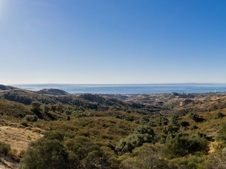 Apartment for Sale in Ojen, Malaga 9