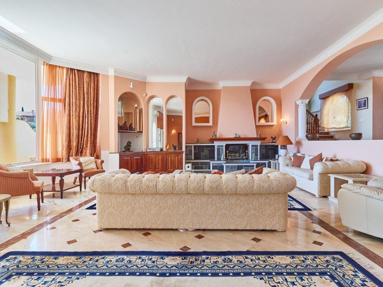 Apartment for Sale in Ojen, Malaga 58