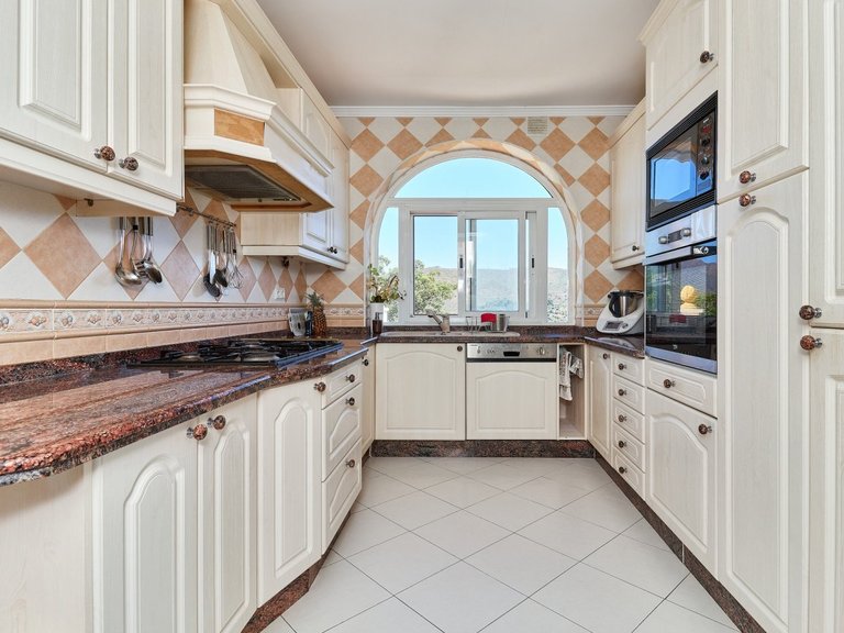 Apartment for Sale in Ojen, Malaga 66