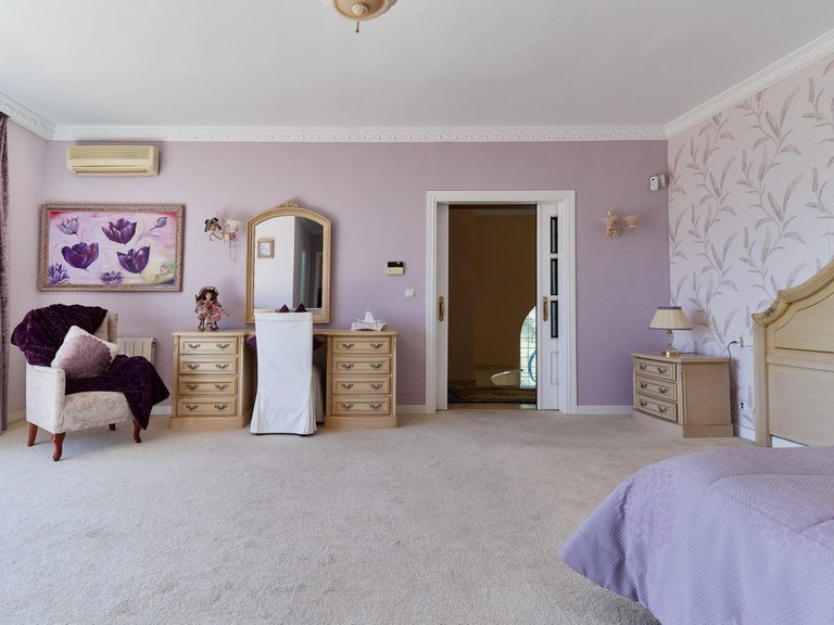 Apartment for Sale in Ojen, Malaga 80