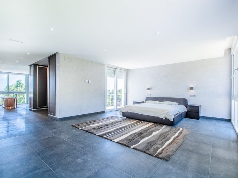 Apartment for Sale in Ojen, Malaga 55