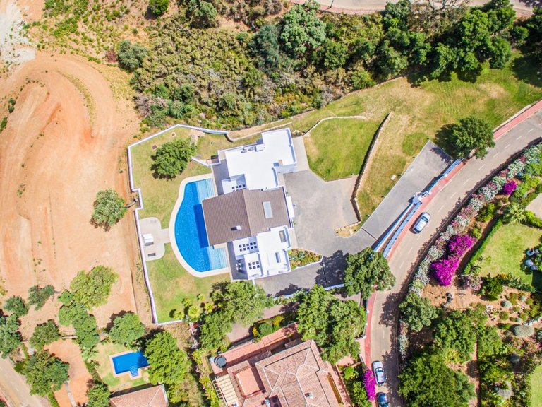 Apartment for Sale in Ojen, Malaga 59