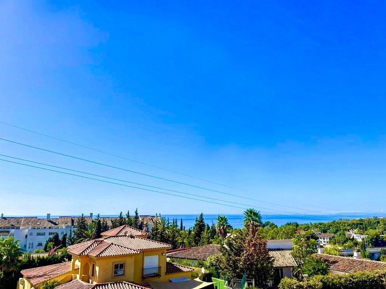 Villa for Sale in Marbella, Malaga 35