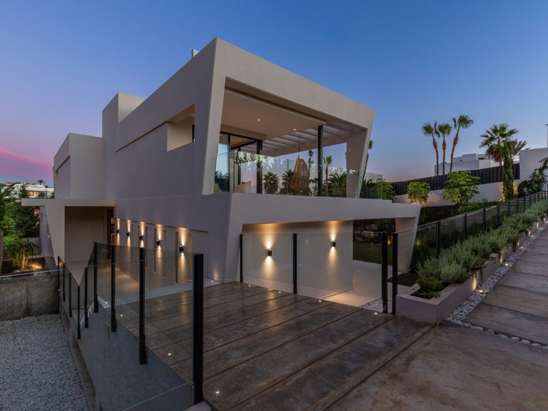 Villa for Sale in Marbella, Malaga 13