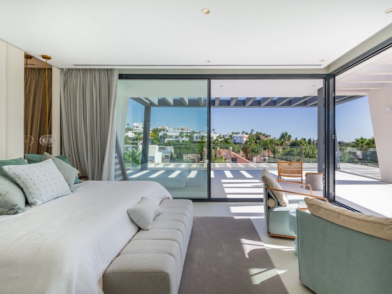 Villa for Sale in Marbella, Malaga 33