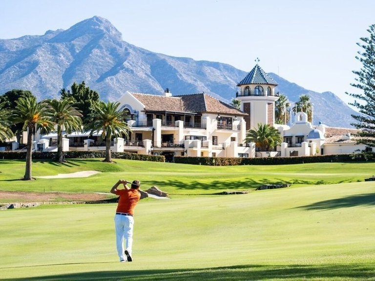 Villa for Sale in Marbella, Malaga 47