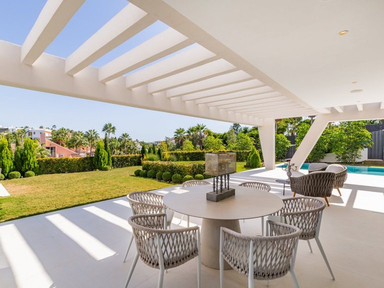 Villa for Sale in Marbella, Malaga 9