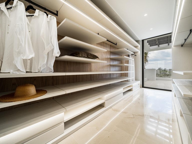 Apartment for Sale in Marbella, Malaga 54