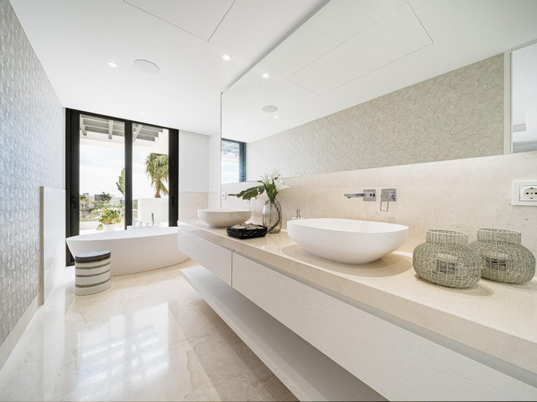 Apartment for Sale in Marbella, Malaga 56