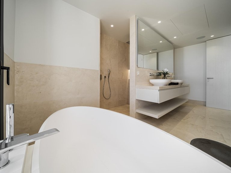 Apartment for Sale in Marbella, Malaga 58