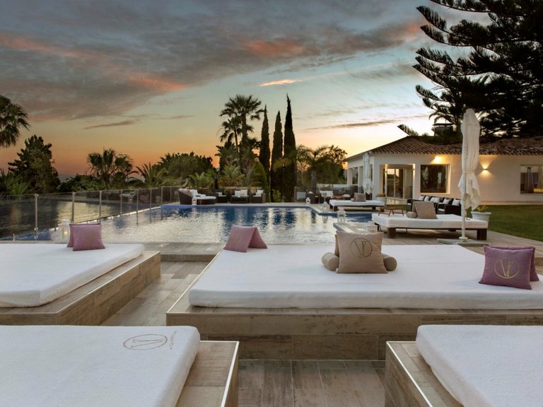 Villa for Sale in Marbella, Malaga 14