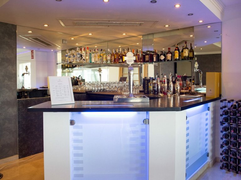 Villa for Sale in Marbella, Malaga 27