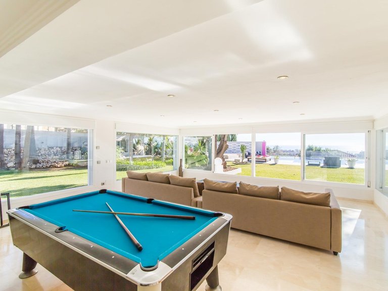 Villa for Sale in Marbella, Malaga 48