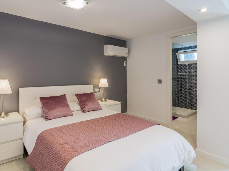 Villa for Sale in Marbella, Malaga 50