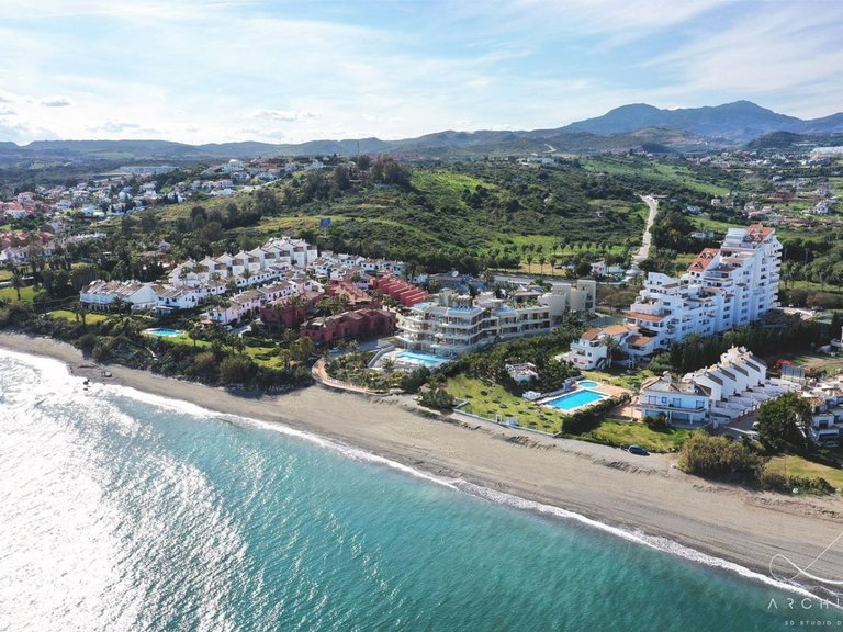 Apartment for Sale in Estepona, Malaga 10