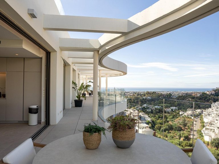 Apartment for Sale in Marbella, Malaga 42