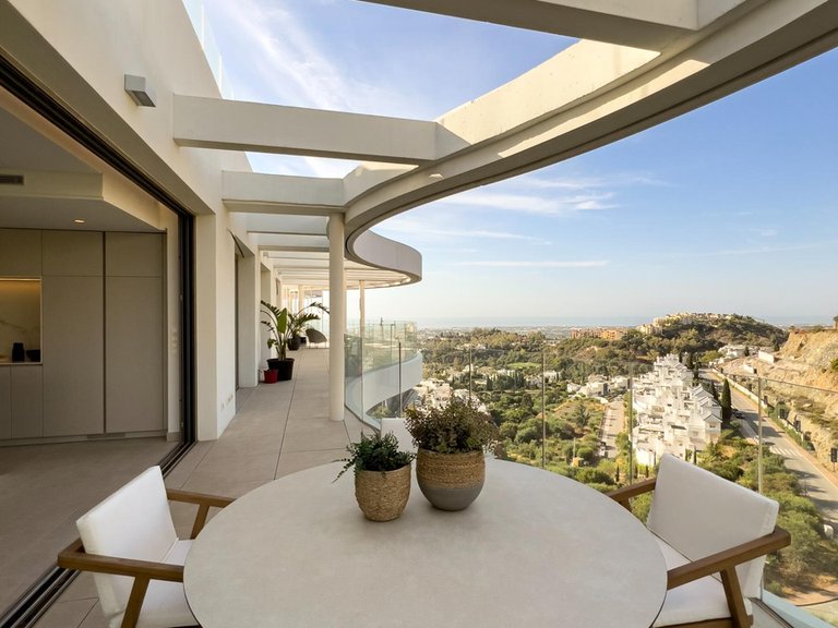 Apartment for Sale in Marbella, Malaga 54