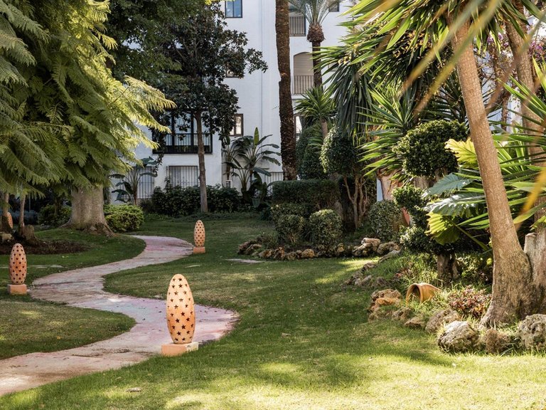 Apartment for Sale in Marbella, Malaga 15