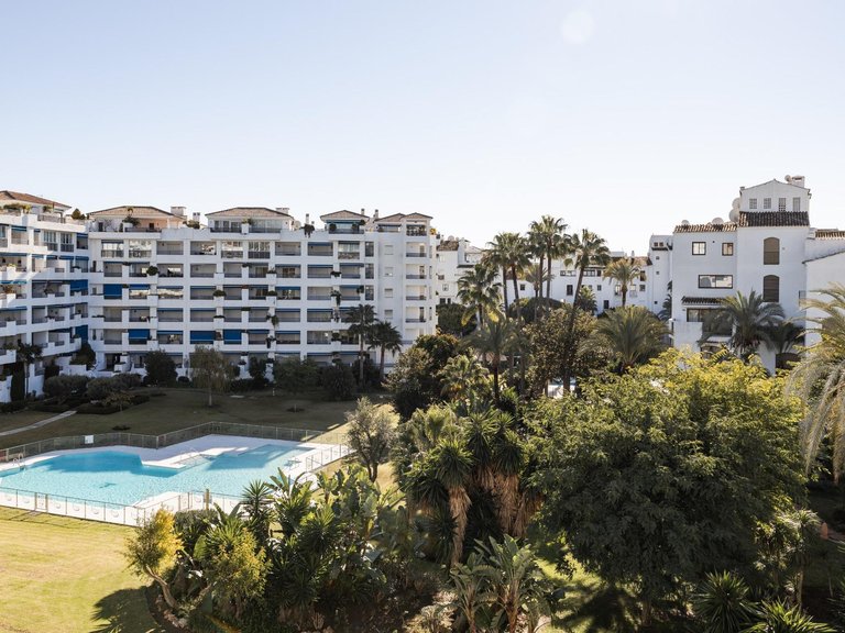 Apartment for Sale in Marbella, Malaga 24