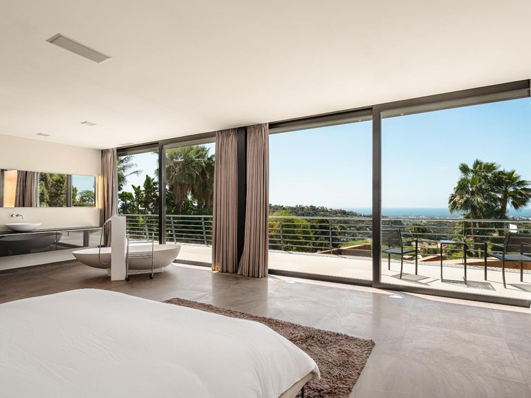 Villa for Sale in Benahavis, Malaga 12