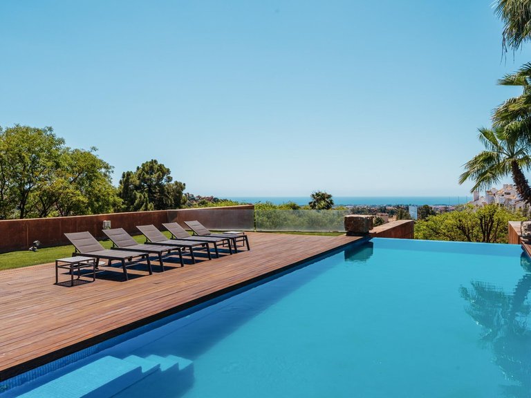 Villa for Sale in Benahavis, Malaga 18