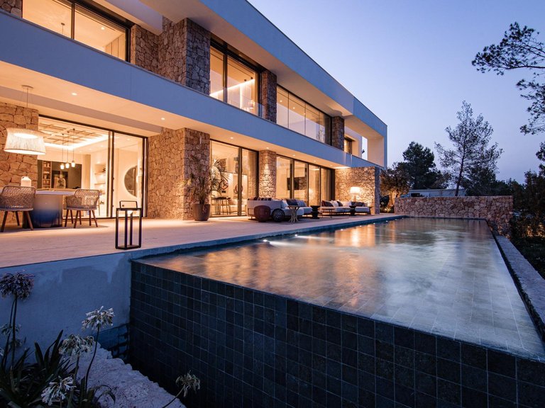 Villa for Sale in Santa Eulalia Del Rio, Balearic Islands 13