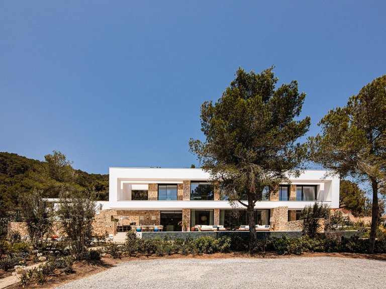 Villa for Sale in Santa Eulalia Del Rio, Balearic Islands 5