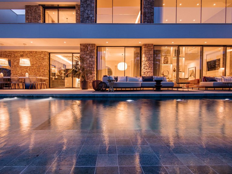 Villa for Sale in Santa Eulalia Del Rio, Balearic Islands 8