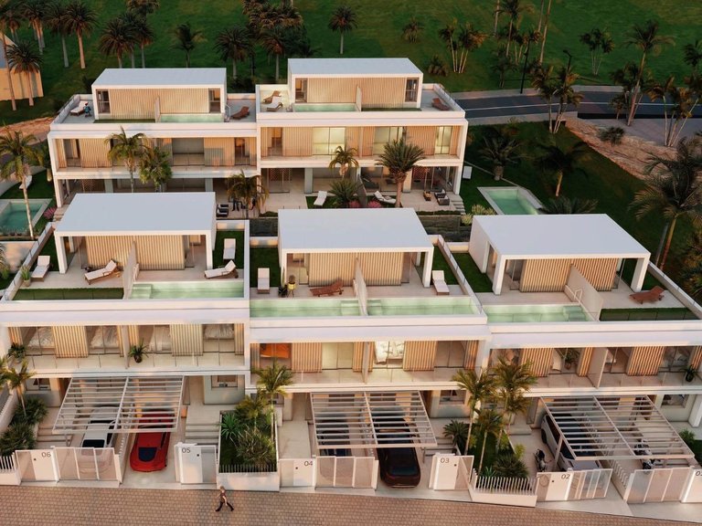 Town House for Sale in Estepona, Malaga 1