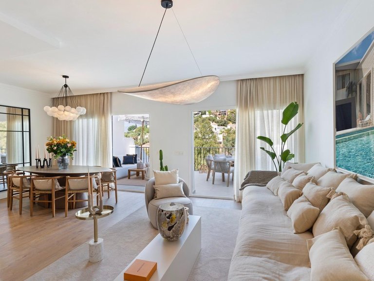 Town House for Sale in Benahavis, Malaga 8