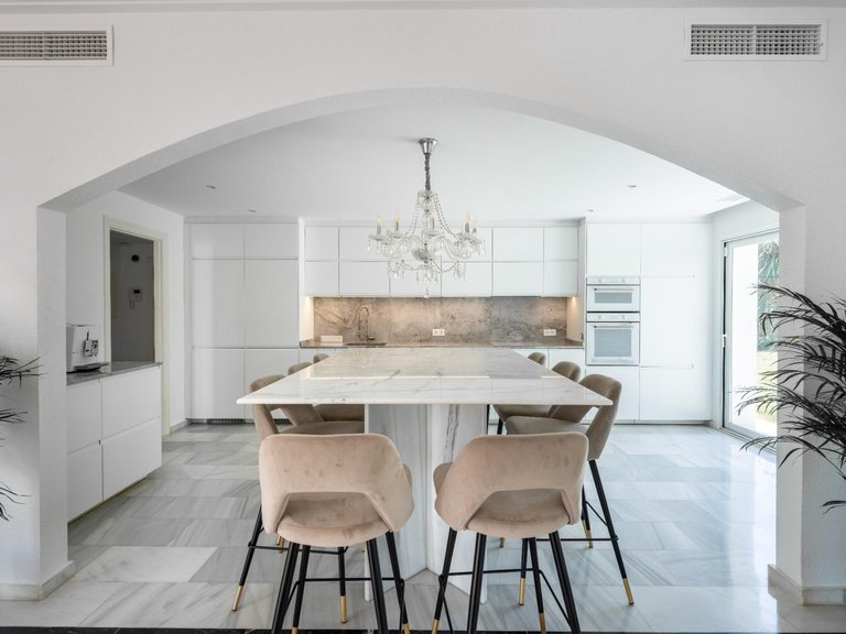 Villa for Sale in Marbella, Malaga 6