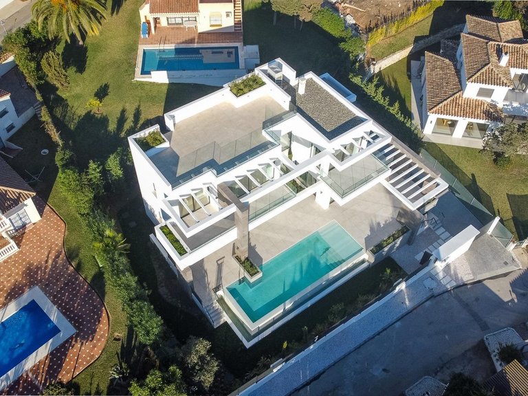 Apartment for Sale in Marbella, Malaga 51