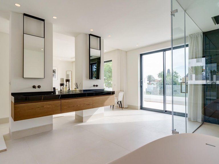 Apartment for Sale in Marbella, Malaga 51