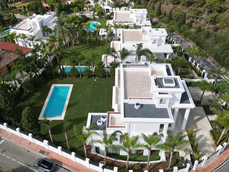 Apartment for Sale in Marbella, Malaga 2